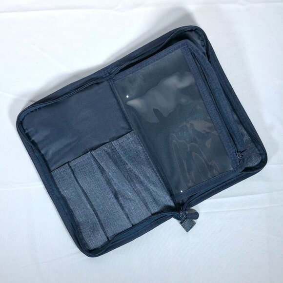 Thirty One Get Creative Zip Pouch (NWT) Navy Crosshatch with embroidery design - Picture 4 of 5